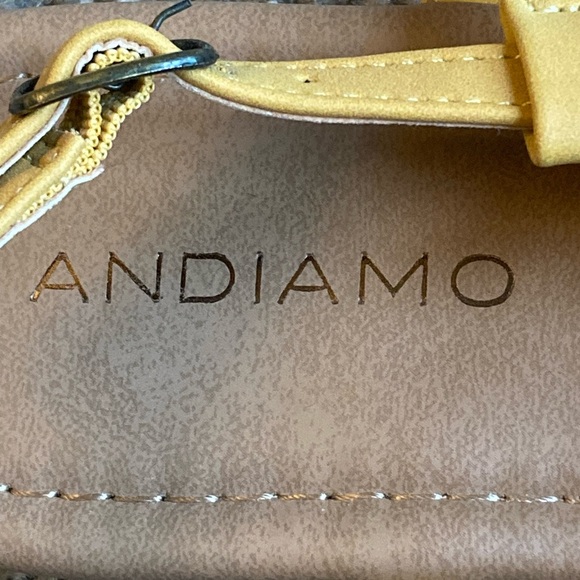 Andiamo Ascout Mustard Yellow floral Boho Sandals T Strap Thong Size 7.5Wide - Picture 6 of 8